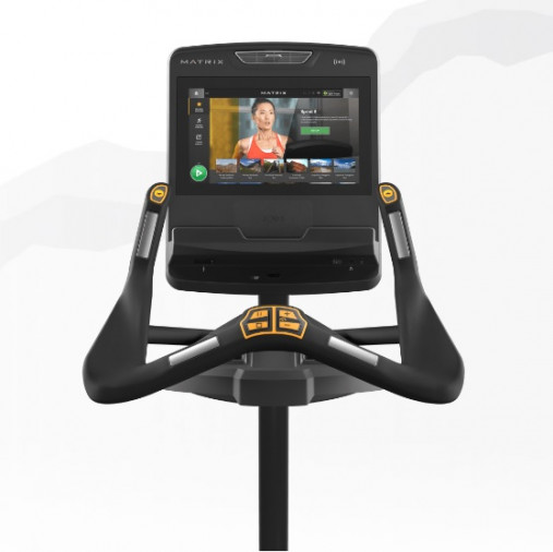 Вертикальный велотренажер Matrix Performance. Консоль Touch Base Вертикальный велотренажер Matrix Performance. Консоль Touch Base