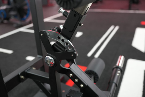 Тяга бедра стоя серии Peach Builder PB402 тренажер на свободных весах Тяга бедра стоя серии Peach Builder PB402 тренажер на свободных весах